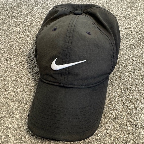 Women's Nike Grey Black Golf Hat Cap - Picture 1 of 10